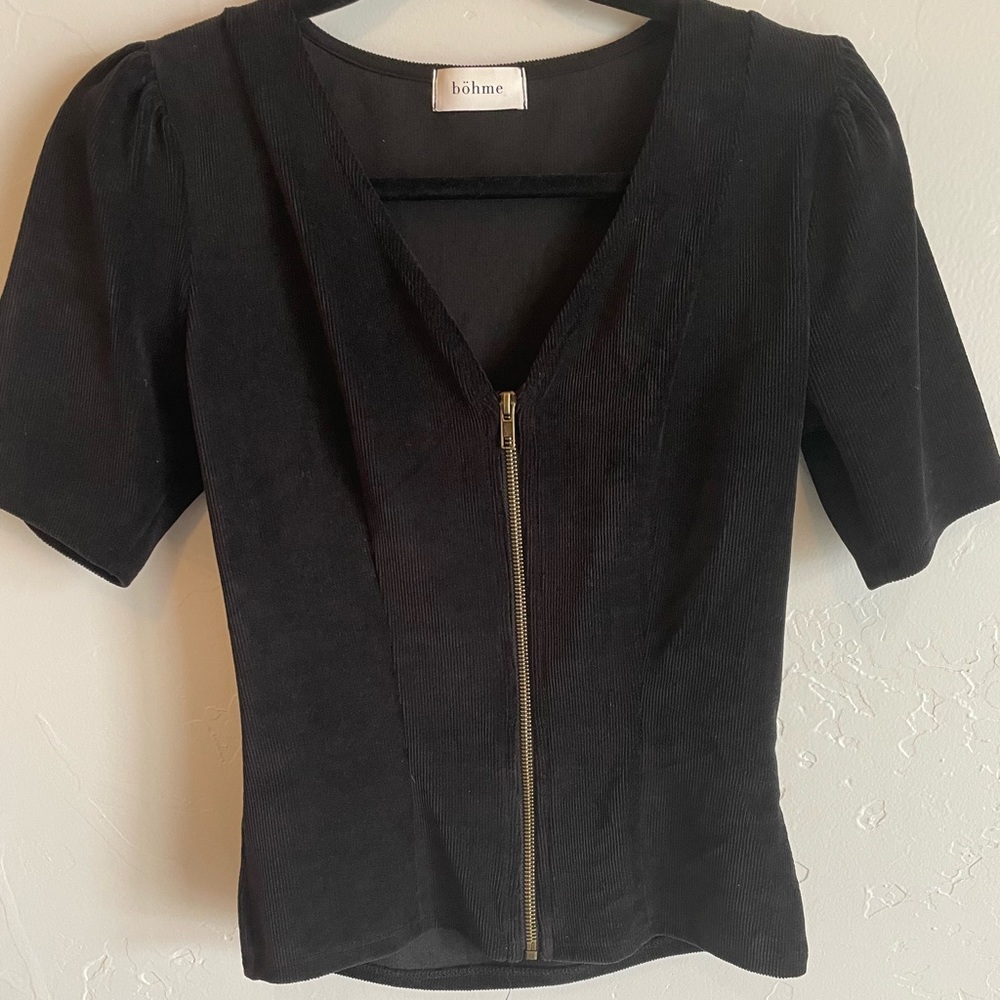 Black blouse with zipper detail